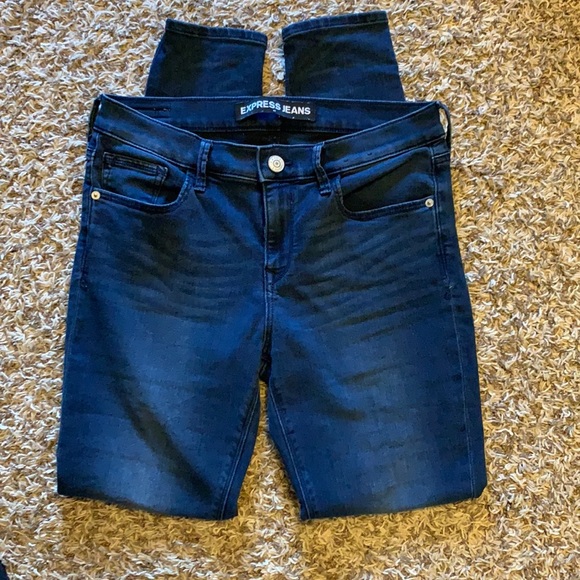 Express dark wash mid-rise leggings